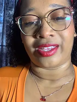 Snapshot of Yera_brown69 chatting on 10-06-25, 08:28 Yera brown69 online show from 10-06-25, 08:28