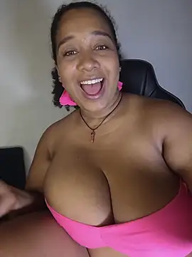 Snapshot of Yera_brown69 chatting on 07-26-26, 01:47 Yera brown69 online show from 07-26-26, 01:47