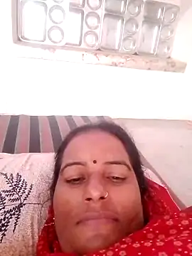 Suhani hot12 online show from 10-24-25, 07:16