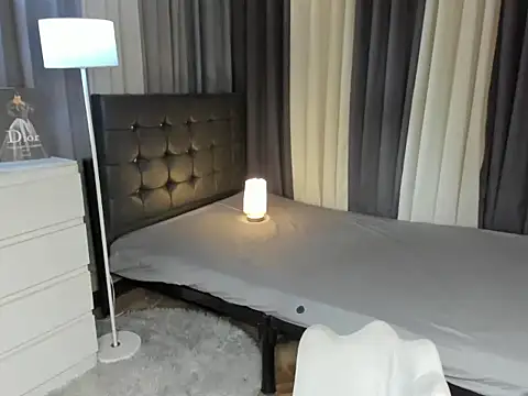 Blaire Samantha online show from 11-27-25, 07:54