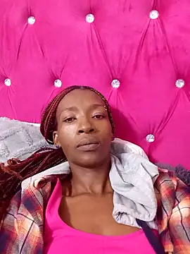 BadGirlSexyT online show from 09-29-25, 05:29