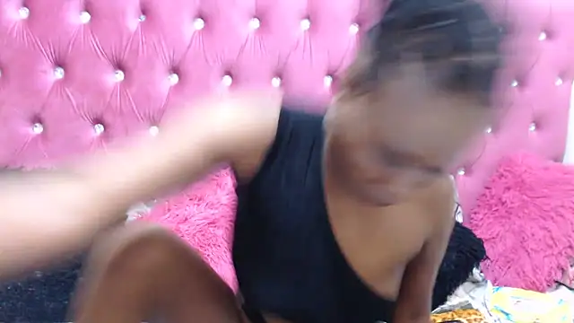 SexyBootie online show from 11-28-25, 07:00