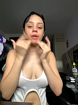 AYTANA CORBERO online show from 09-17-25, 04:08