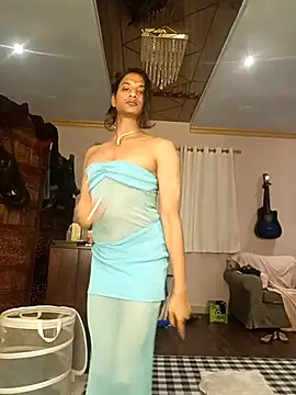 Snapshot of Nisha_Sassmaxxx chatting on 10-19-25, 12:00 Nisha Sassmaxxx online show from 10-19-25, 12:00