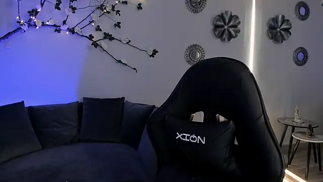 Snapshot of lia__harry chatting on 09-19-25, 08:20 lia harry online show from 09-19-25, 08:20