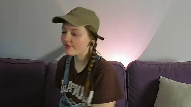 WonderConnie1 online show from 09-23-25, 03:20