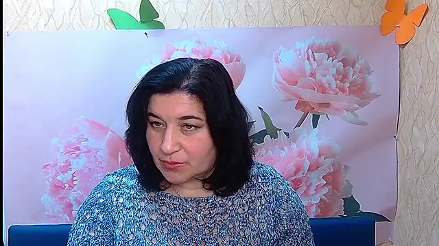 Snapshot of BridjetTur chatting on 10-08-25, 11:19 BridjetTur online show from 10-08-25, 11:19