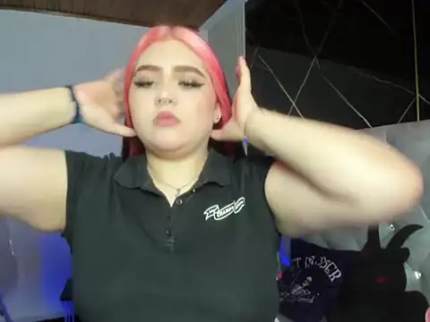 Snapshot of im_bunny__ chatting on 10-27-25, 11:47 im bunny online show from 10-27-25, 11:47