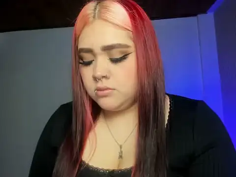 Snapshot of im_bunny__ chatting on 11-05-25, 11:43 im bunny online show from 11-05-25, 11:43