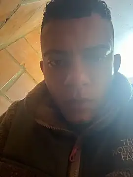 MrJustin  online show from 11-21-25, 05:11