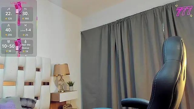 iamCharlotte19 online show from 07-29-26, 07:23