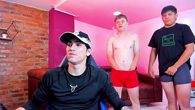 Handsomeboyss19 online show from 11-05-25, 02:22