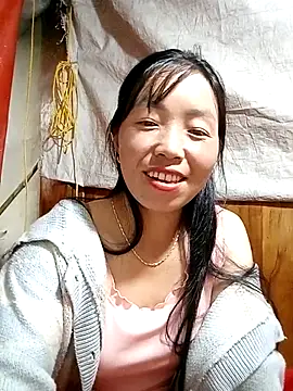 Snapshot of hera-00 chatting on 09-09-25, 01:49 hera-00 online show from 09-09-25, 01:49