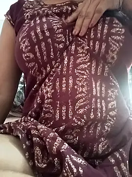 Snapshot of Hot-Jasmin chatting on 11-14-25, 02:32 Hot-Jasmin online show from 11-14-25, 02:32