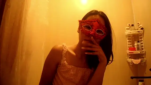 Snapshot of Luu-Lii777 chatting on 01-08-26, 04:31 Luu-Lii777 online show from 01-08-26, 04:31