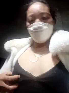 Phuong xxx online show from 12-16-25, 04:12