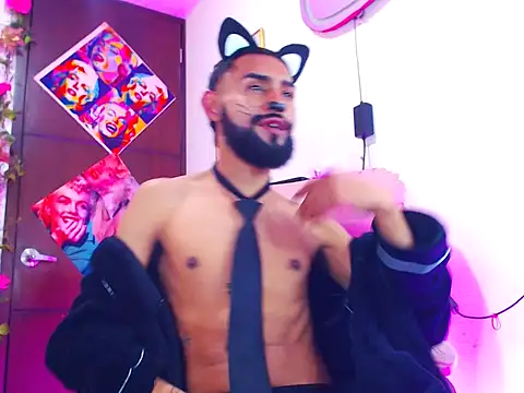 Snapshot of boybunnyerotic chatting on 10-23-25, 04:34 boybunnyerotic online show from 10-23-25, 04:34