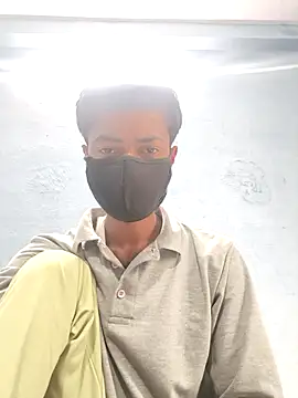 GirlsCrush  online show from 02-19-26, 10:00