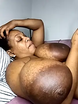 HappygalTheQueen online show from 02-13-26, 01:56