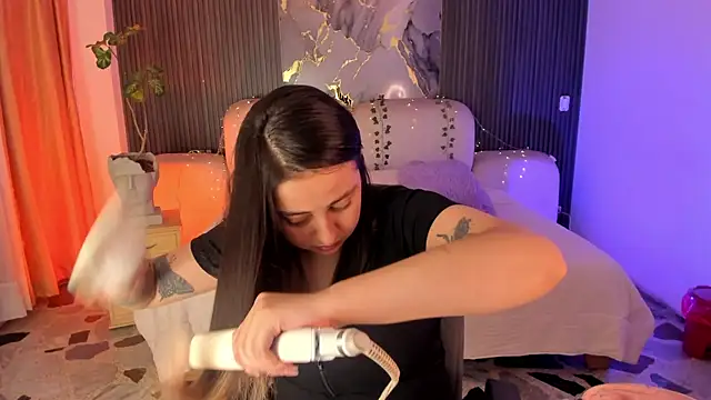 SarahCastro1  online show from 06-16-26, 04:15