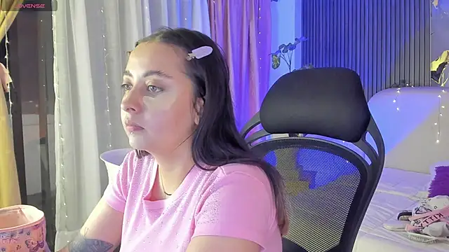 SarahCastro1  online show from 06-21-26, 03:53