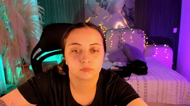 SarahCastro1  online show from 07-09-26, 03:54