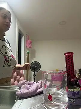SarahCastro1  online show from 07-10-26, 11:29