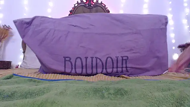 SilkenSin online show from 11-17-25, 10:37