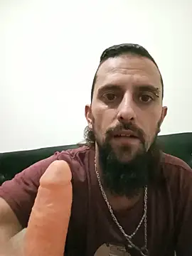 Snapshot of urugauchito chatting on 06-15-26, 10:23 urugauchito online show from 06-15-26, 10:23