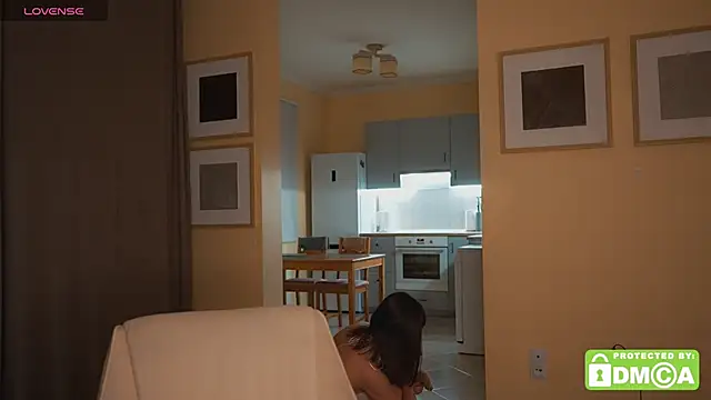 KateCarrey online show from 10-31-25, 02:51