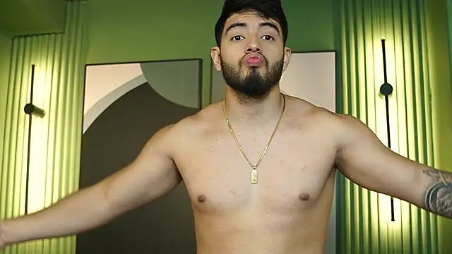 Snapshot of Nick_Vans chatting on 09-11-25, 01:00 Nick Vans online show from 09-11-25, 01:00