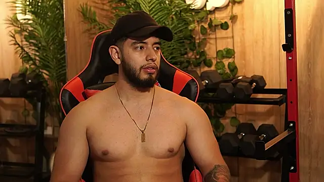 Snapshot of Nick_Vans chatting on 09-25-25, 10:02 Nick Vans online show from 09-25-25, 10:02