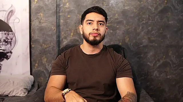 Snapshot of Nick_Vans chatting on 09-26-25, 01:26 Nick Vans online show from 09-26-25, 01:26