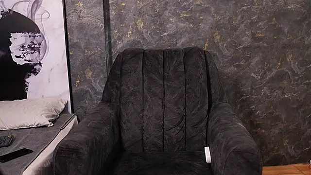 Snapshot of Nick_Vans chatting on 10-02-25, 01:18 Nick Vans online show from 10-02-25, 01:18