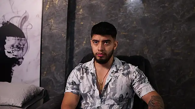 Snapshot of Nick_Vans chatting on 10-04-25, 01:42 Nick Vans online show from 10-04-25, 01:42