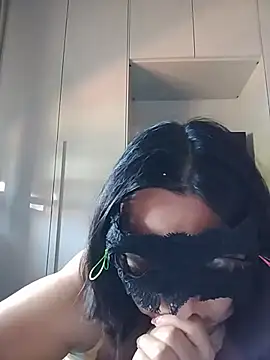 caldaevogliosa81 online show from 06-24-26, 10:14