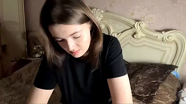 HoneyMist online show from 11-19-25, 04:29