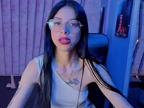 Dulce Miaa  online show from 09-13-25, 03:23