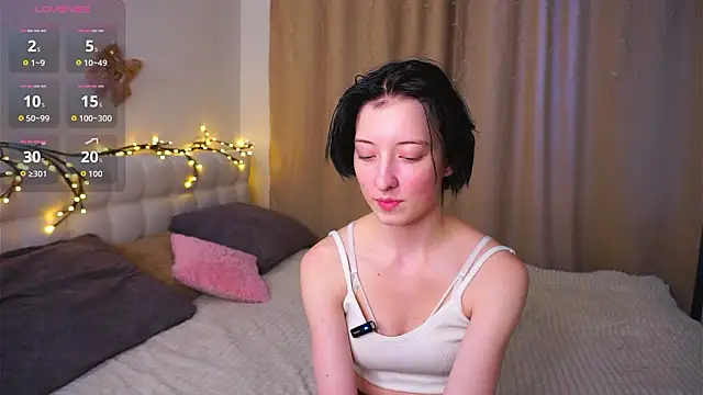 JuanaFriesz online show from 01-18-26, 09:35