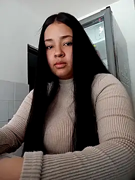 Emmy   online show from 11-24-25, 03:34