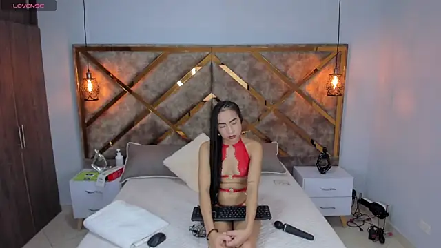 Lucia jane online show from 04-10-26, 07:29