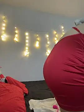 Snapshot of aliciia_23 chatting on 11-30-25, 08:13 aliciia 23 online show from 11-30-25, 08:13