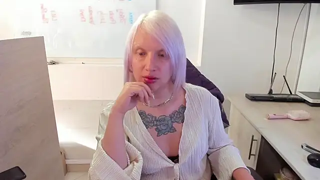 Sun Sooll  online show from 03-09-26, 10:14