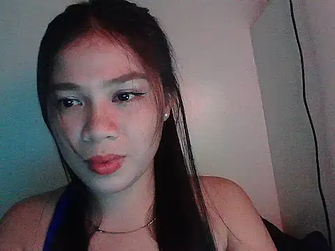 Snapshot of Zachariah_05 chatting on 05-16-26, 10:36 Zachariah 05 online show from 05-16-26, 10:36