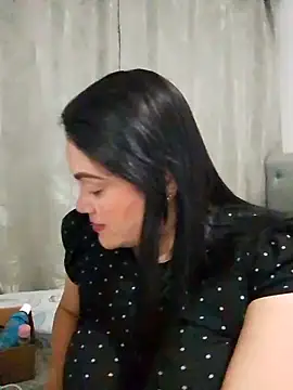 Snapshot of tiffany_Johnson1 chatting on 10-09-25, 02:31 tiffany Johnson1 online show from 10-09-25, 02:31