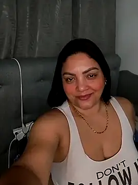 tiffany Johnson1 online show from 02-17-26, 02:08