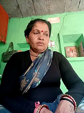 Manavi x online show from 05-11-26, 08:42