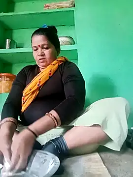 Manavi x online show from 06-04-26, 01:22