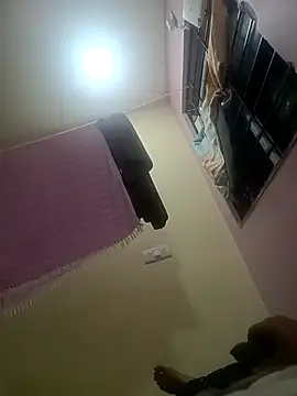 bobby3374 online show from 09-17-25, 05:25