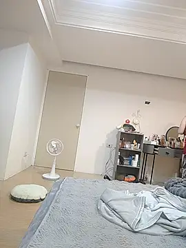 Lovelyanan online show from 02-28-26, 03:35